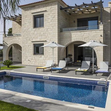 Villa-Azalea Almirida الغرفة الصورة