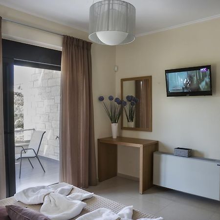 Villa-Azalea Almirida الغرفة الصورة