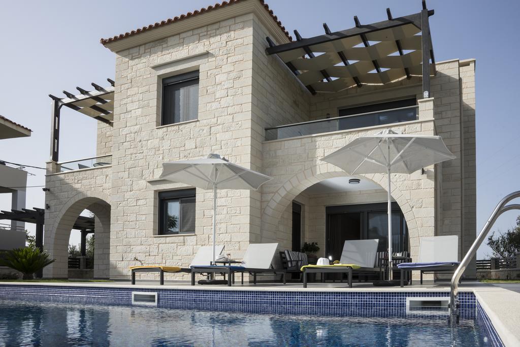 Villa-Azalea Almirida الغرفة الصورة