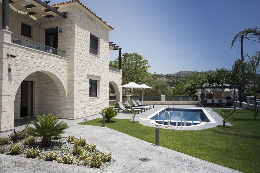 Villa-Azalea Almirida الغرفة الصورة